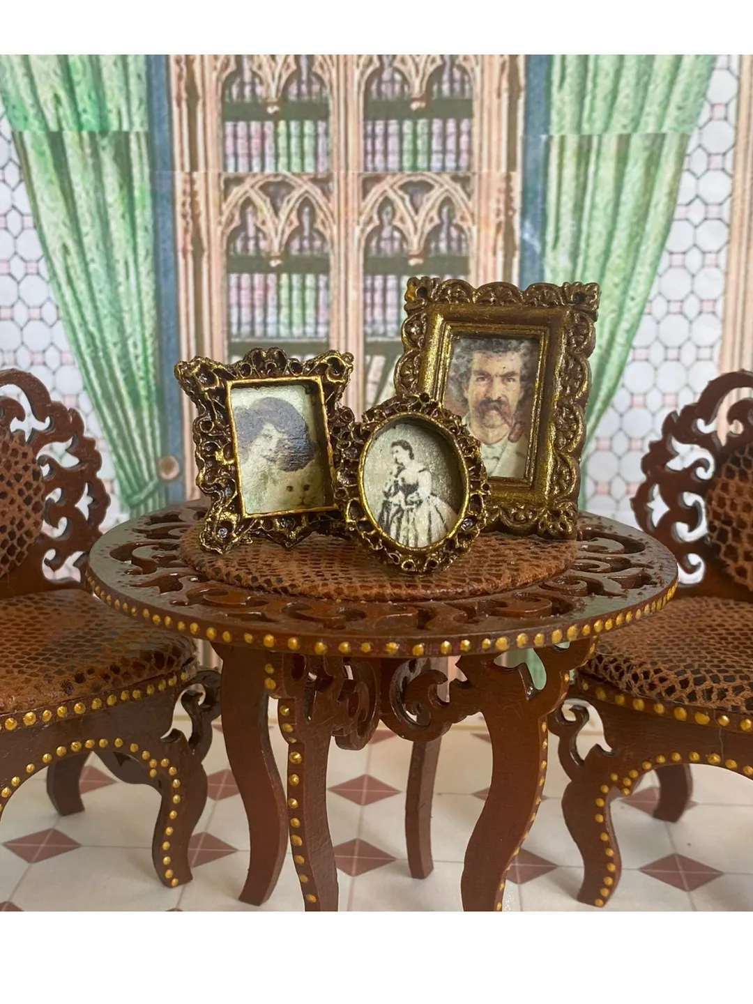 A set of photo frames for a dollhouse. Dollhouse miniature. 1:12. Dollhouse accessories.