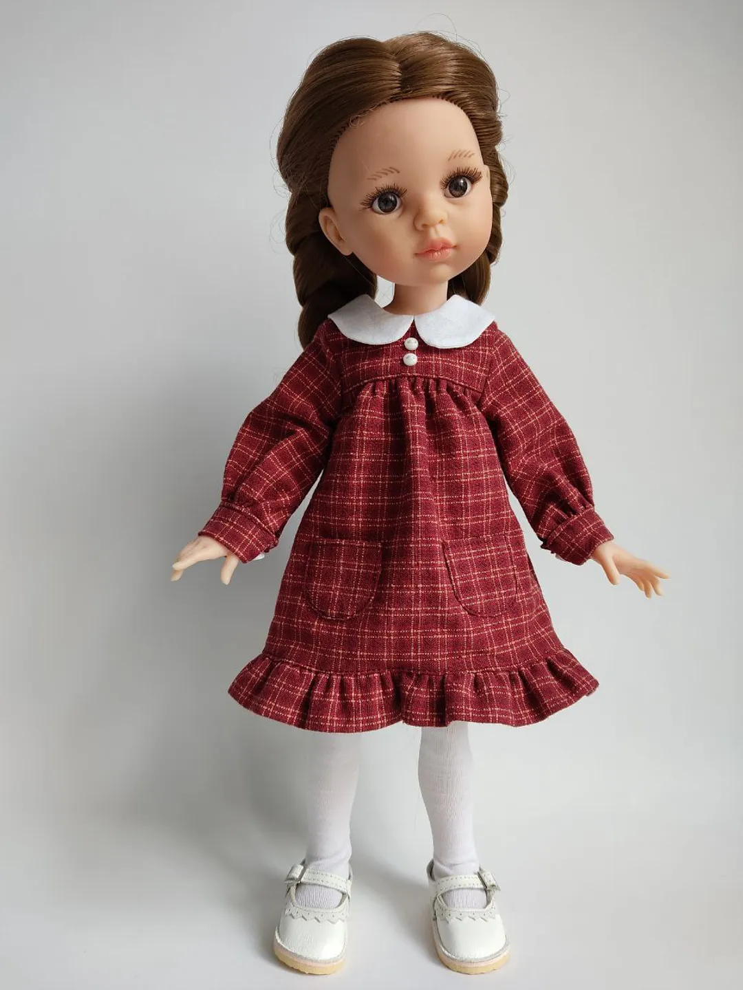 PDF sewing pattern for Paola Reina dolls.
