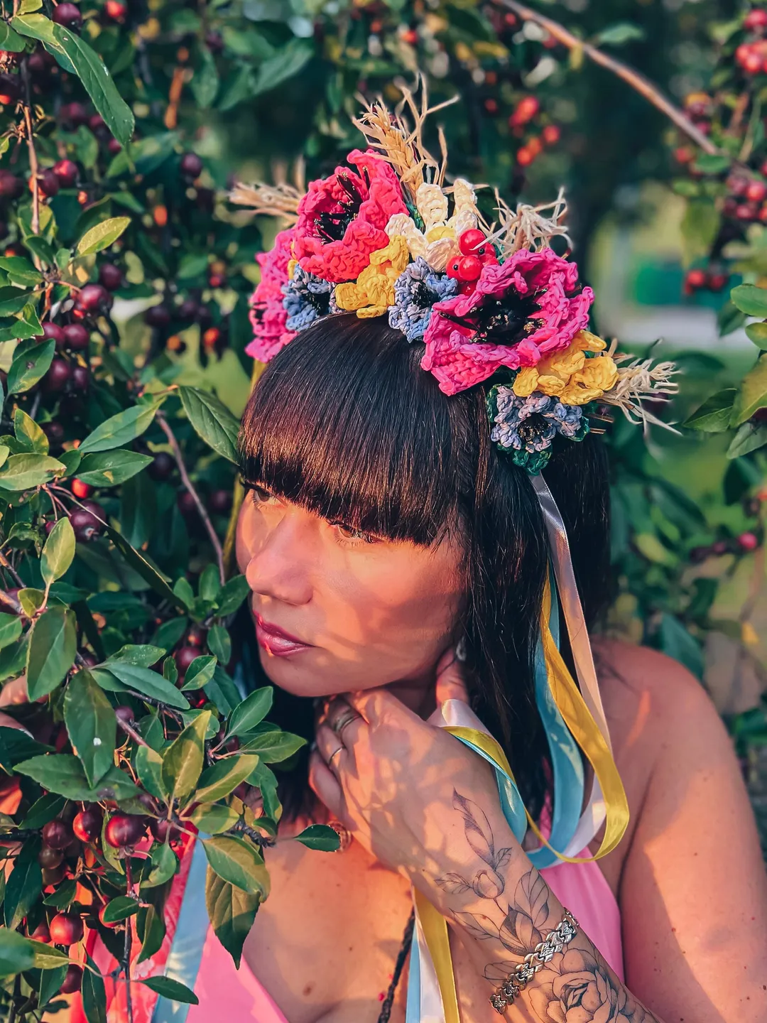 Ethnic headpiece, crowns, tiara, diadems, bridal, hair accessories, bespoke headband with handcrafted florals, crochet flower, wreath