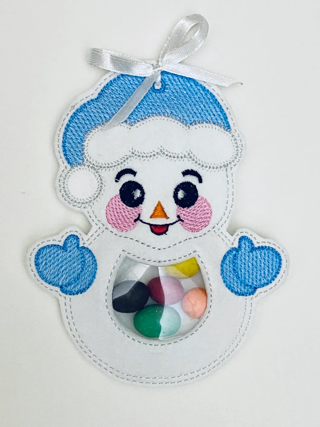 In The Hoop Machine Embroidery design ITH Peekabo Christmas Snowman Winter ornament Treat Bag ITH Pattern. Included 5 sizes!