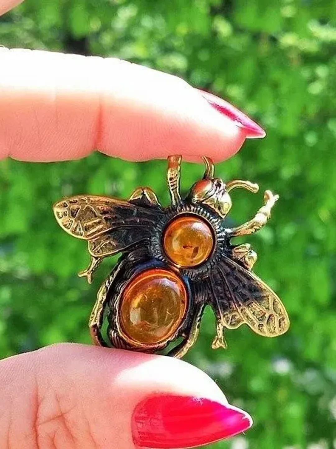 Bee Brooch Amber Jewelry Spring Summer Brooch Gift Women Girl Nature Insect Brooch jewelry Gold Brass vintage style
