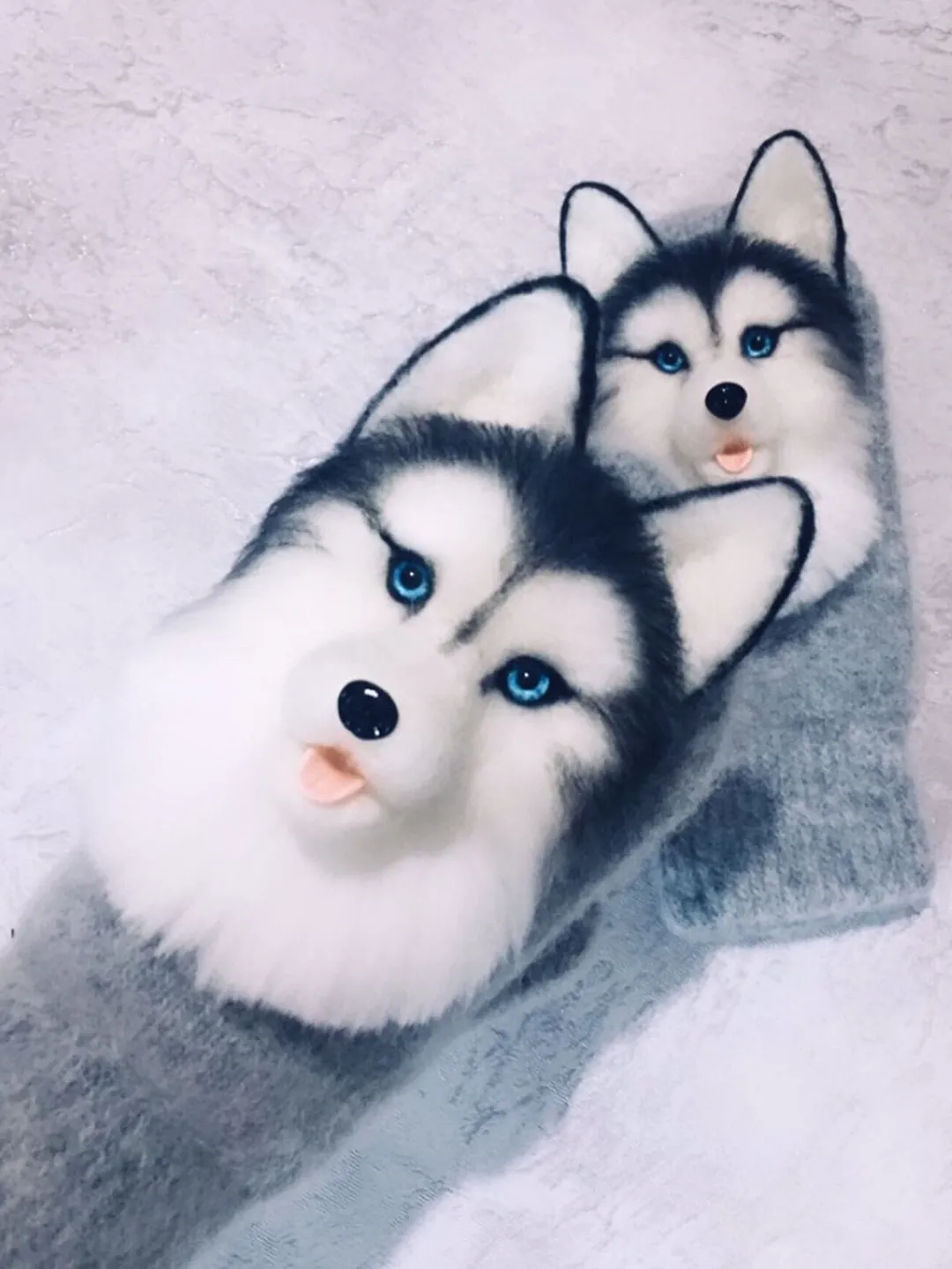 Mittens with Husky (starfish)