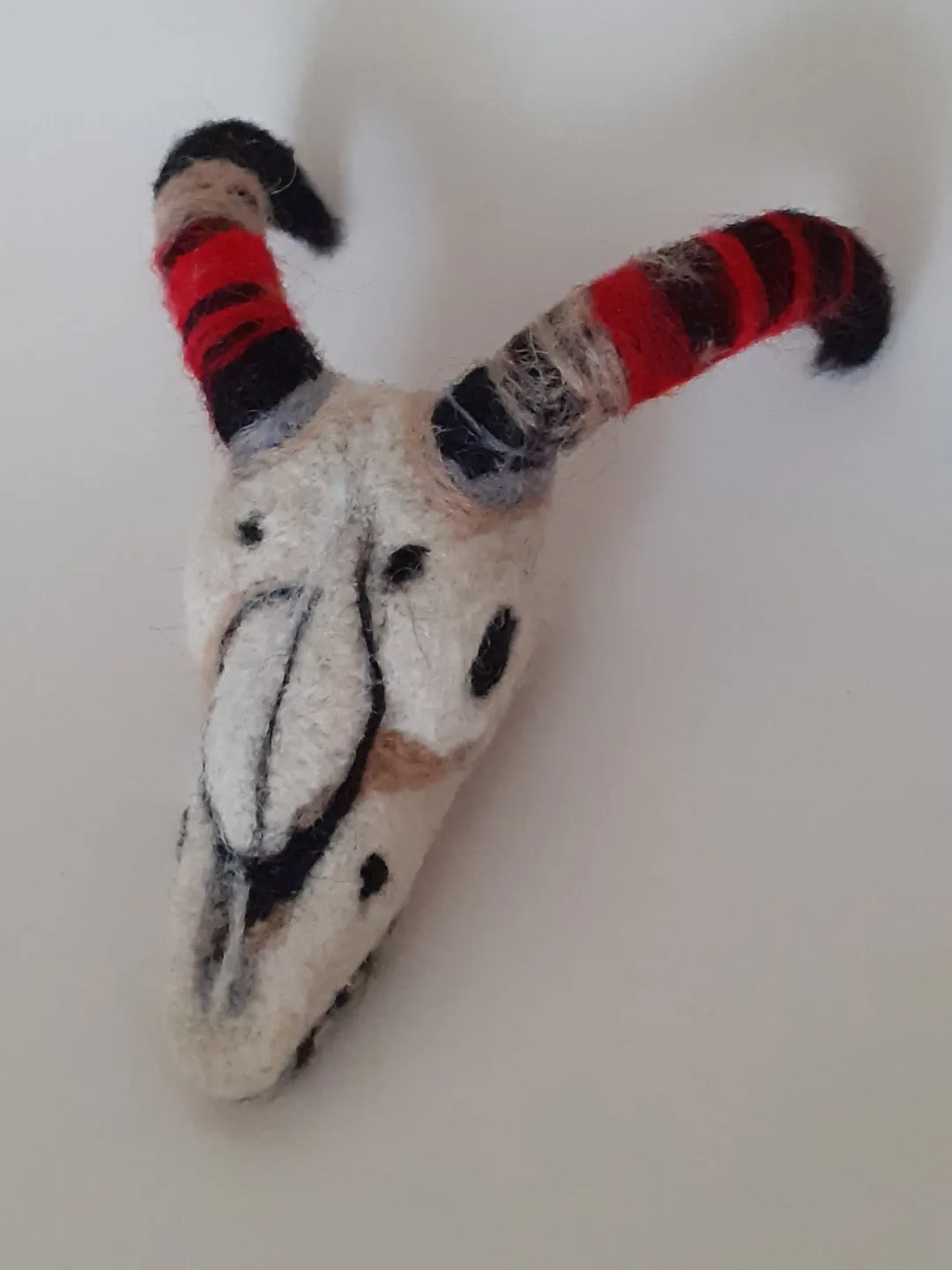 Satanic symbol goat skull brooch