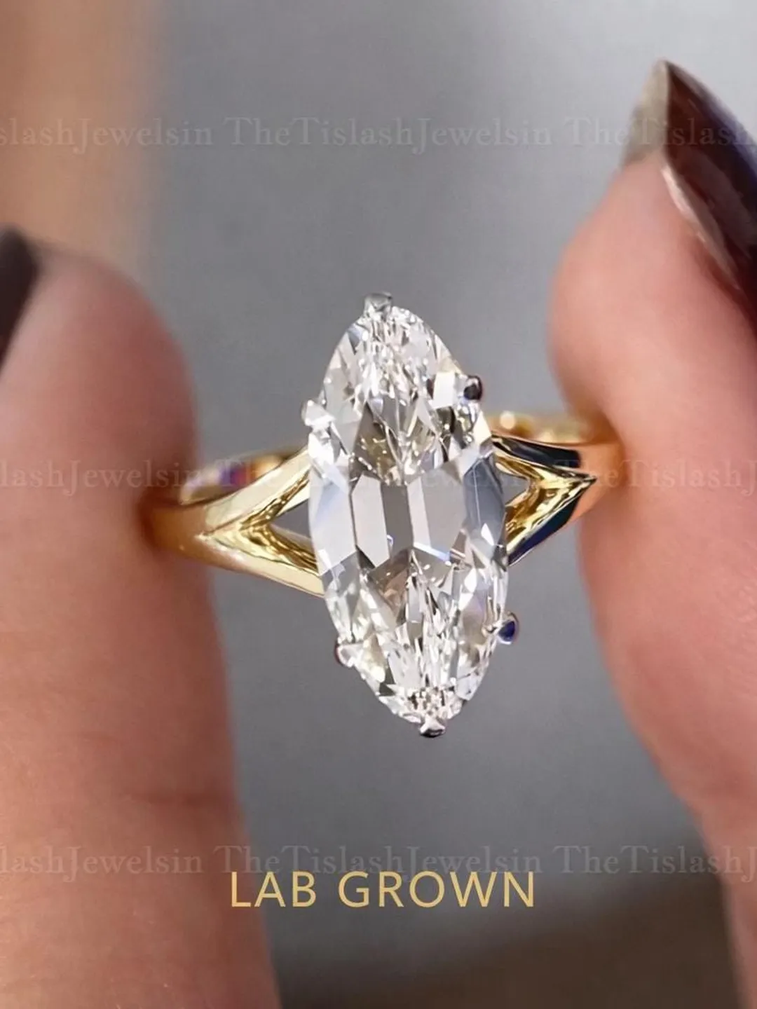 Antique Moval Cut Moissanite Solitaire Engagement Ring Elongated Oval Diamond Split Shank Wedding Ring 14k Solid Gold Ring Anniversary Gift