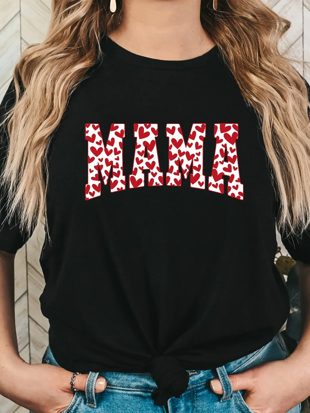 Mama Heart Valentine's Day Shirt: Valentine's Mom Gift