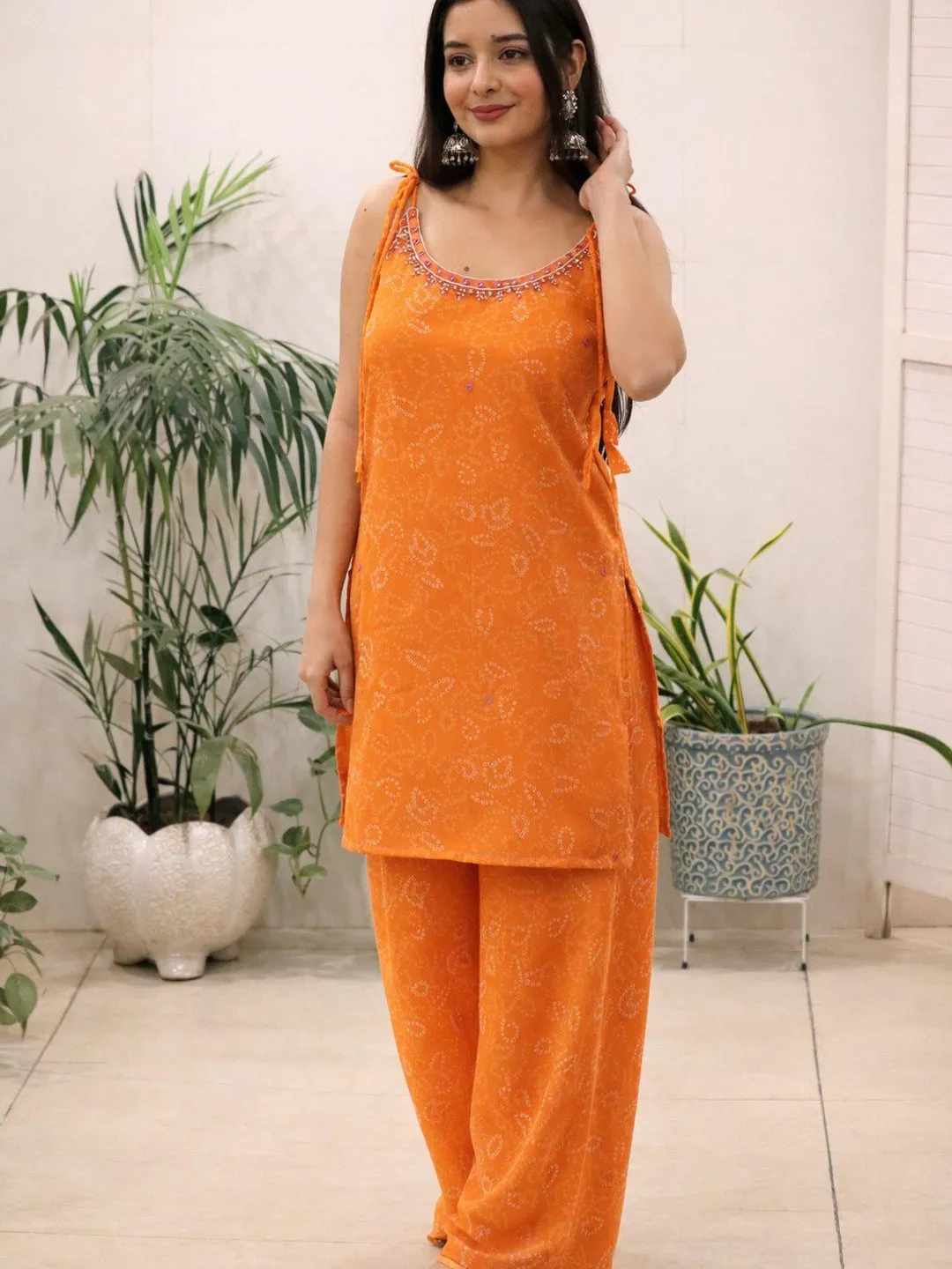 Sleeveless Kurti Set for Women Ethnic Co Ord Set Indian Casual Festive Outfit Mirror Work Kurta with Straight Pants