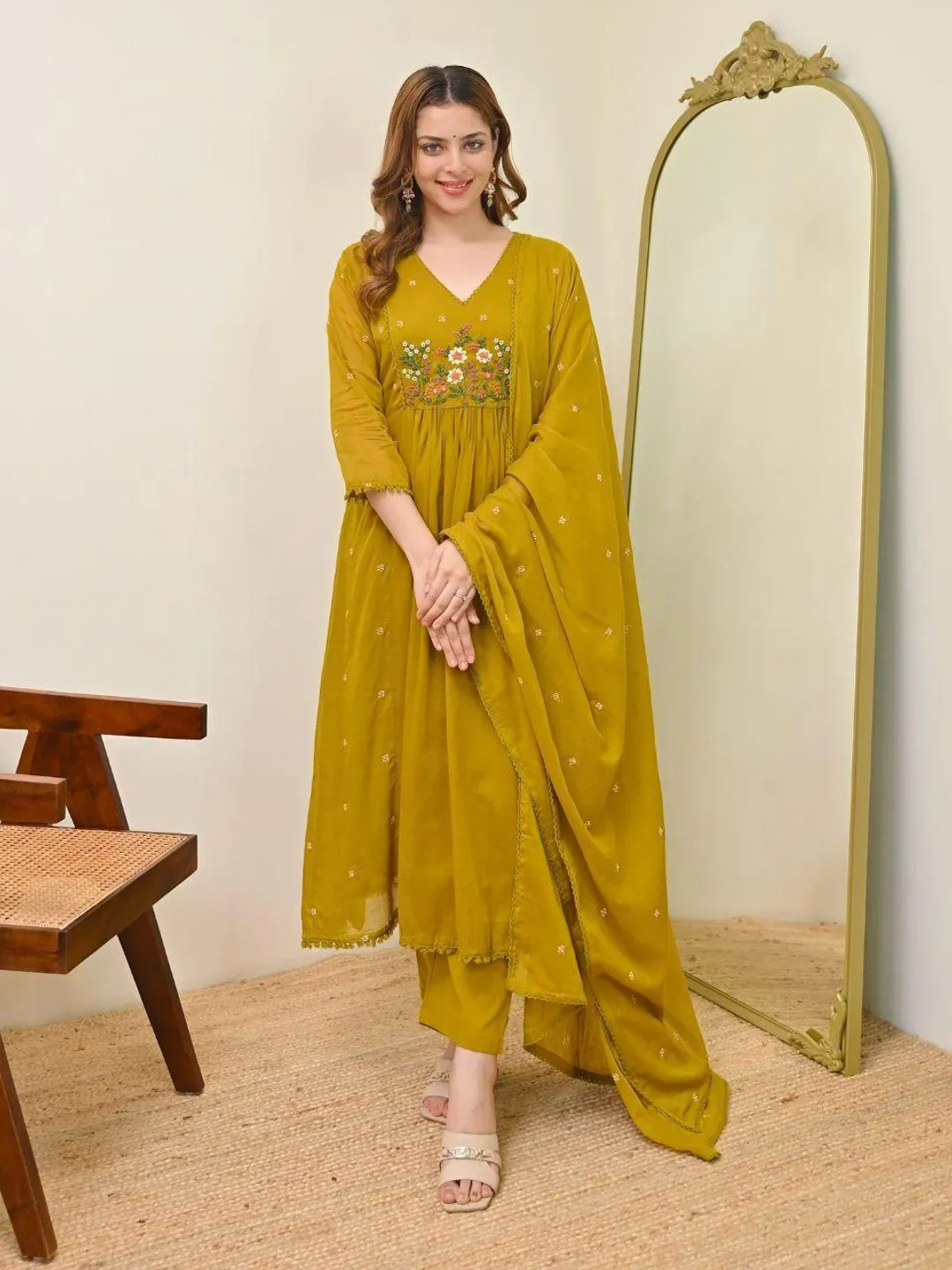 Viscose Mul Chanderi Embroidered Kurta Set with Chanderi Dupatta for Women Indian Ethnic Suit Festive Wear Party Outfit