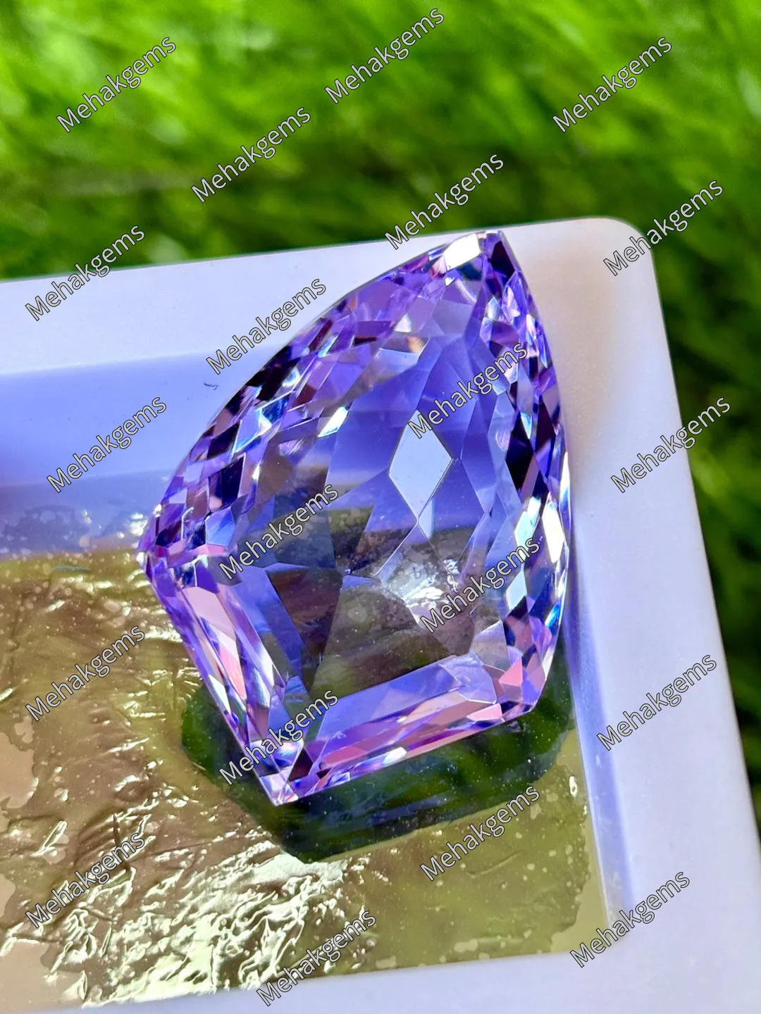 その他 Amethyst Shield Amethyst Fancy Shape Shield 23x21mm