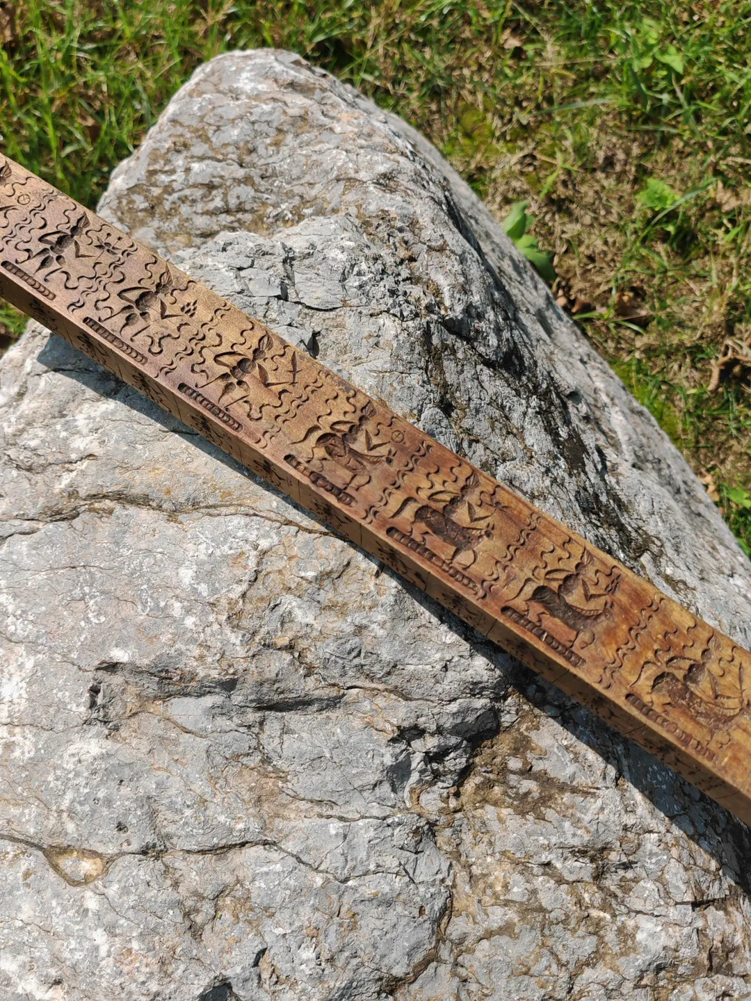 Gandhanra Antique Tibetan Buddhist Zanpar Wooden Mold Stick,Dharma Ritual Plate,Intricately Carved Esoteric Ritual Objects and protectors