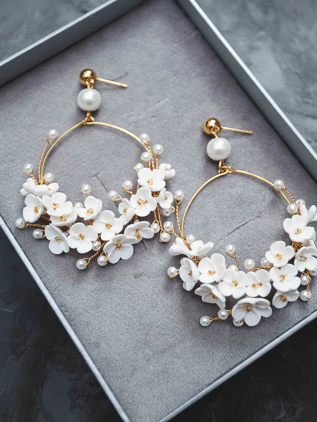 Boho wedding earrings Boho dangle earrings Floral hoop earrings for bride Cherry blossom earrings White flower earrings Boho statement