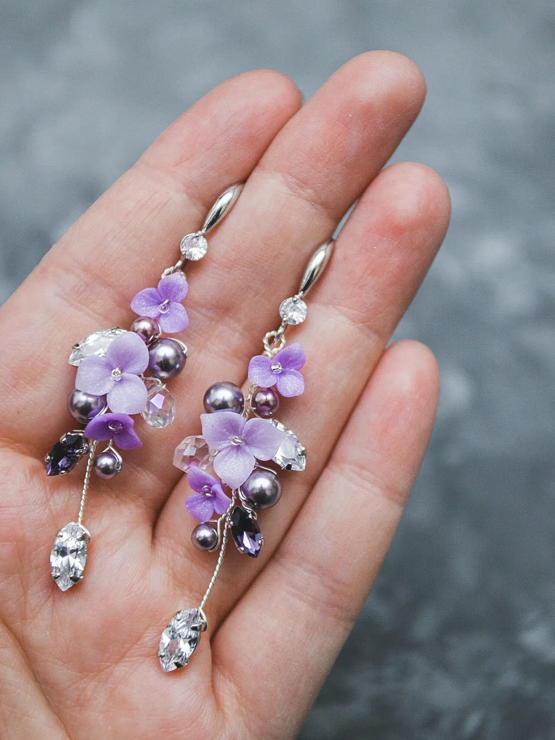 ピアス [wingbling] Fior Flower Drop One Touch Ring Earring Amazon.com: Sparkling Crystal Five Petal Flower Dangle Drop