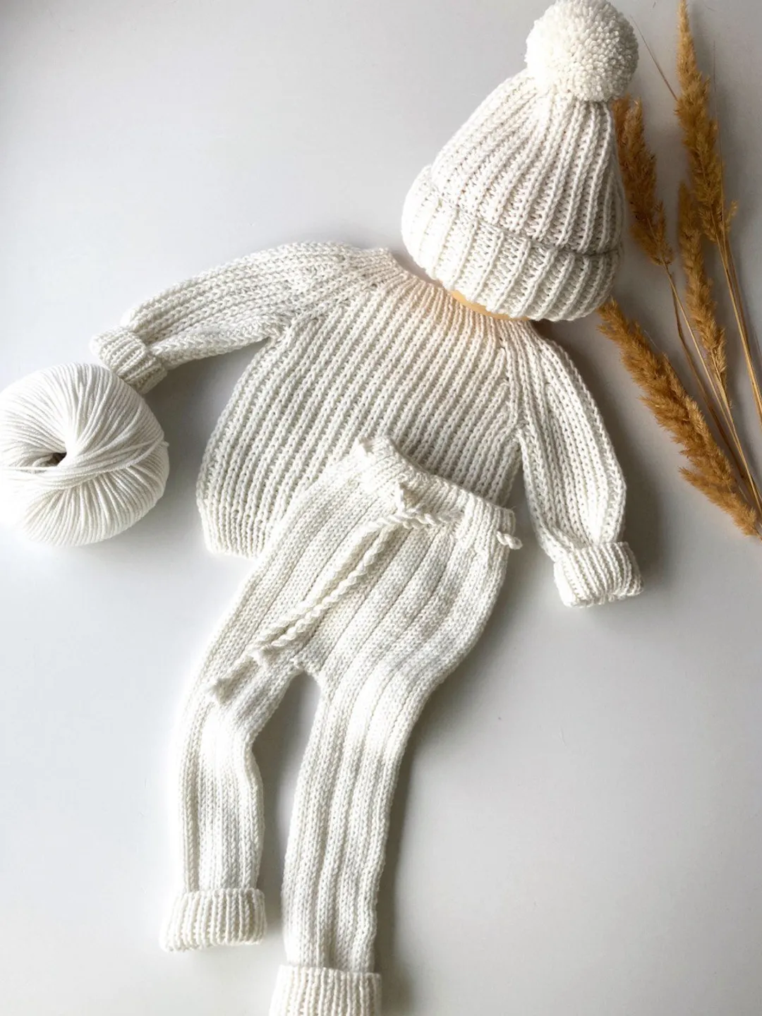 newborn knitted outfit Newborn prop set sweater pants hat. Knitted Newborn photo props