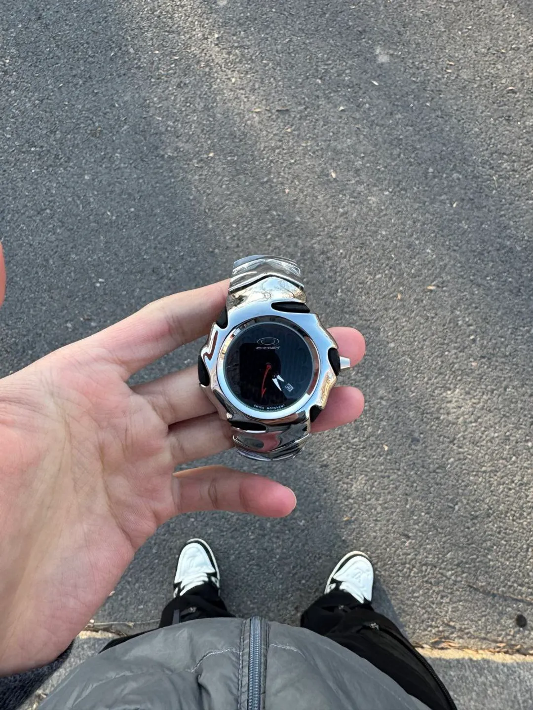 OAKLEY オークリー 時計　y2k 00s archive Oakley Y2K vintage watch: glossy case and stylish black dial