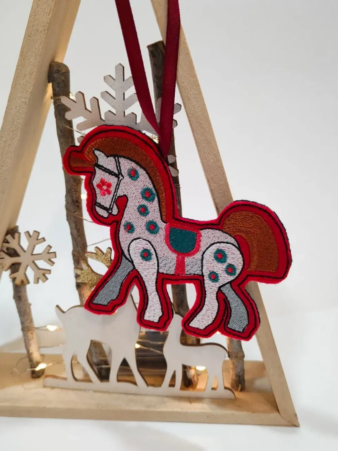 ITH Project. Machine embroidery design HORSE FOR NUTCRACKER