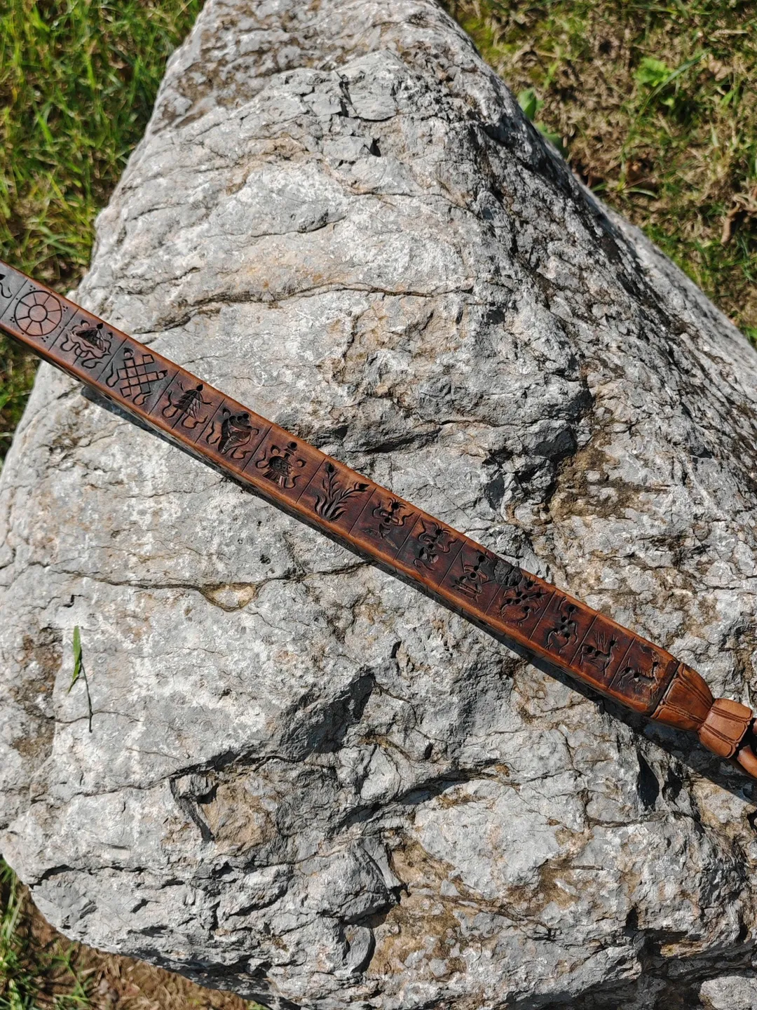 Gandhanra Antique Tibetan Buddhist Zanpar Wooden Mold Stick,Dharma Ritual Plate,Intricately Carved Esoteric Ritual Objects and protectors