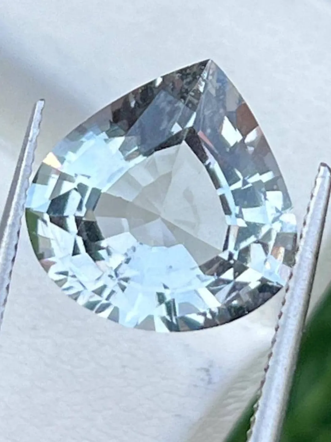 5.05CTS Natural Grey Beryl Gemstone: Heart Shape For Making Jewellery