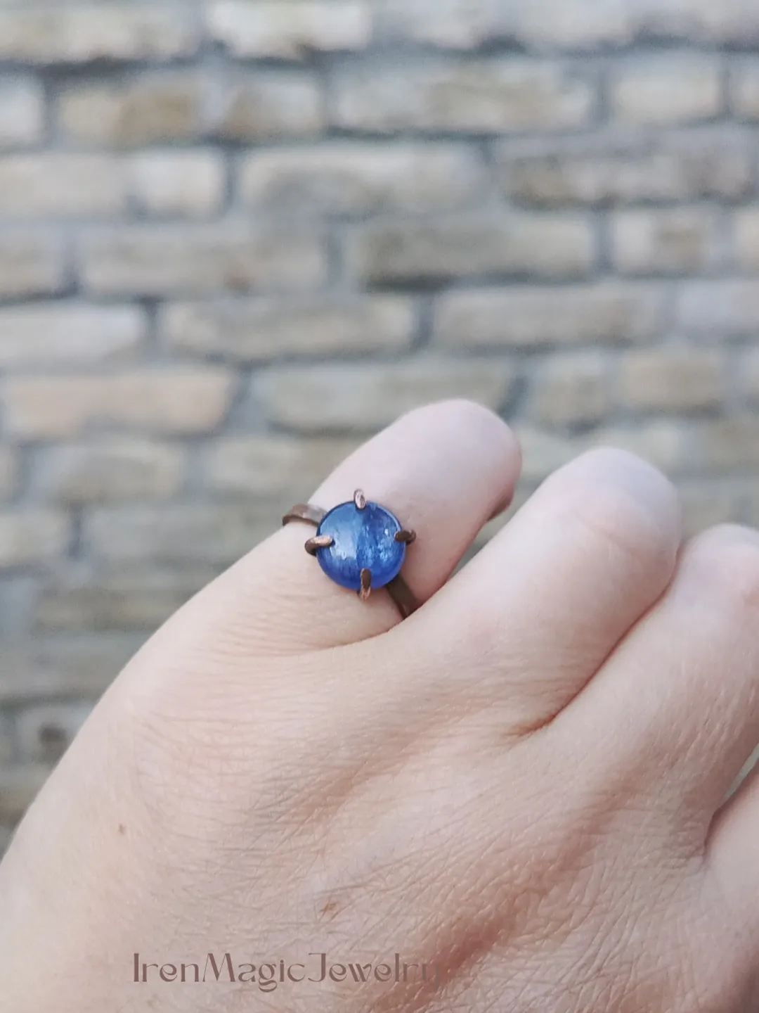 Copper Boho Ring with Blue Kyanite – Handmade Jewelry