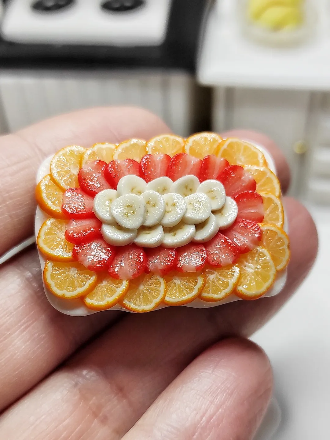 Dollhouse miniature, mini food, dollhouse, Realistic assortment of fruits on a plate, fruits for dollhouse, miniature