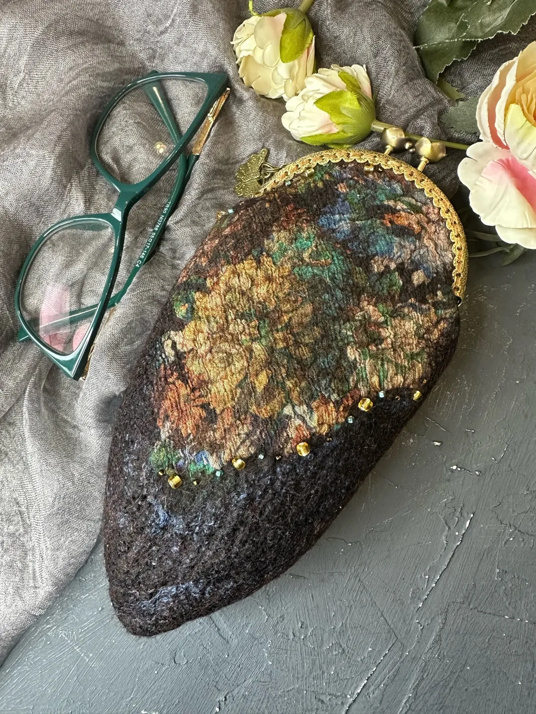 Glasses case for woman