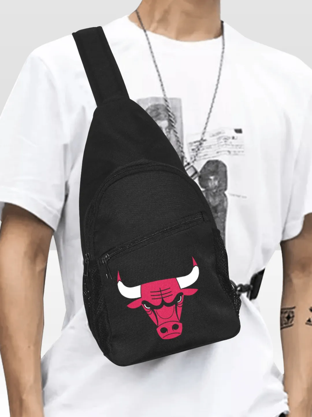 Chicago Bulls Chest Bag