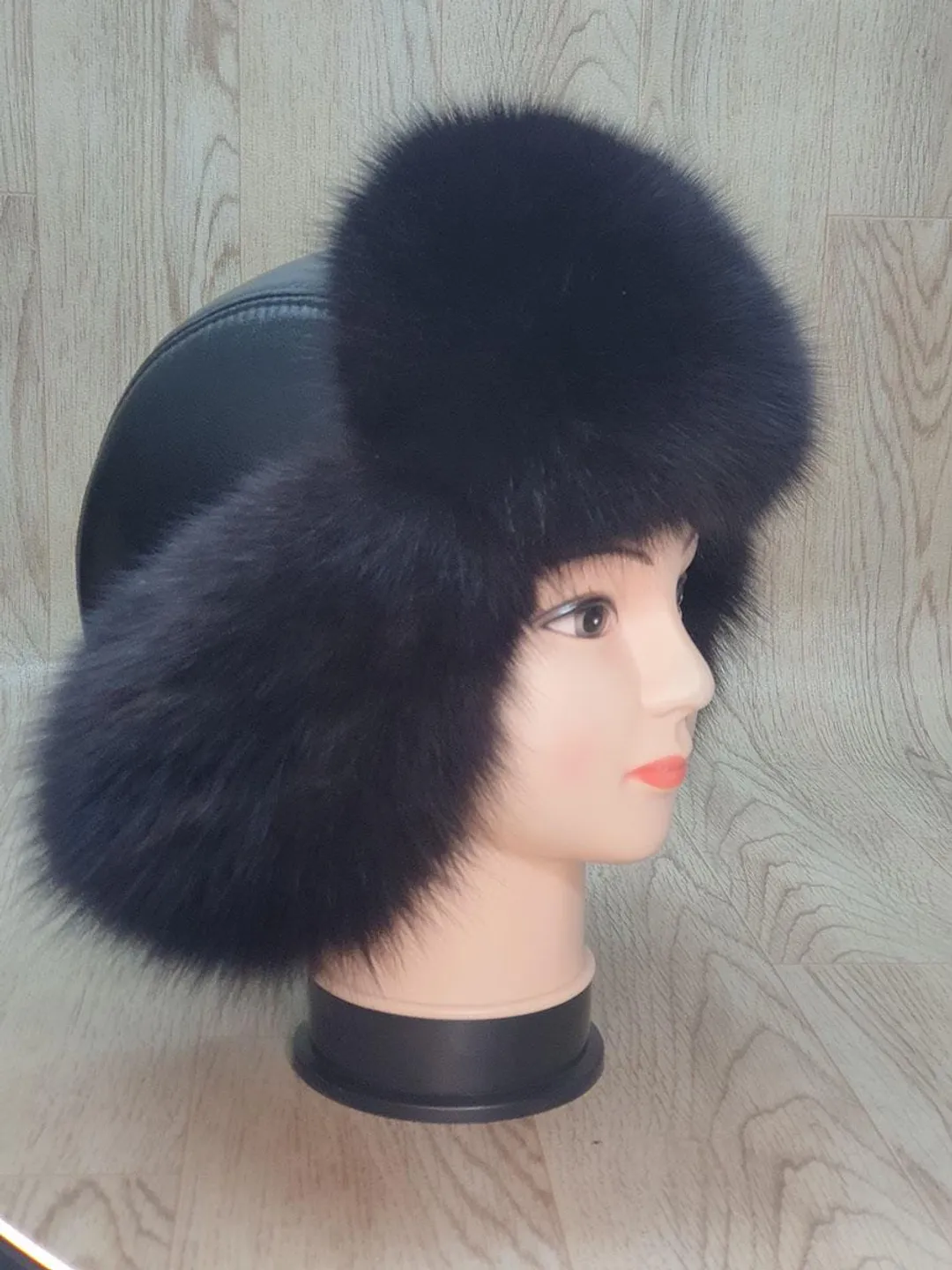Women's Hat Zimushka from Fox. Fur hat from Natural Fur. Top of the Hat Genuine Leather. Winter hat. Handmade. Black hat made of arctic fur