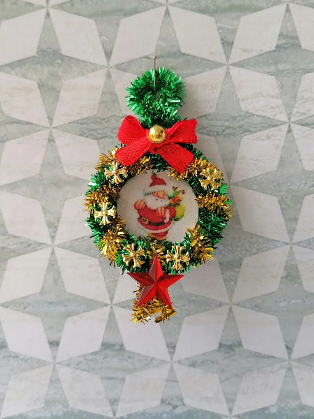 Christmas wreath. 1:12. Dollhouse miniature. Handmade. Author's design. Christmas.