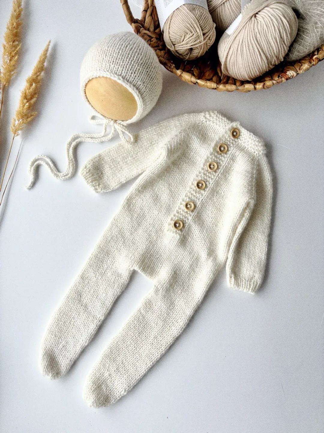 cashemere set sleep with bonnet. Newborn photo props