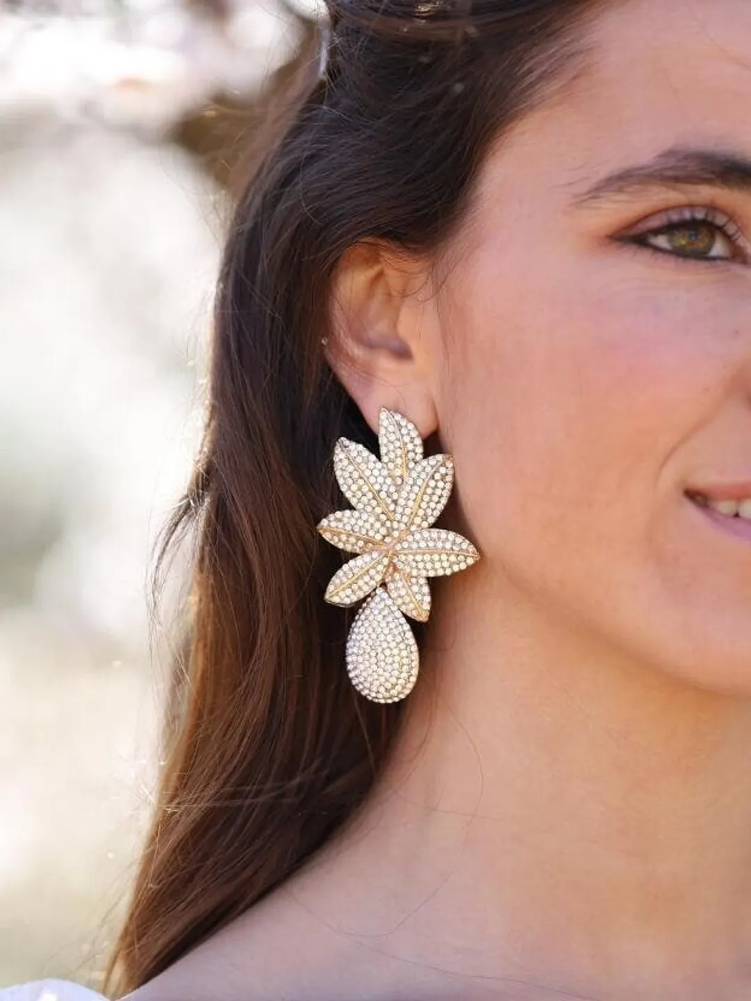 Long Wedding Earrings, Swarovski Crystal Bridal Earrings, Gold Boho Wedding Earrings, Floral Bridal Earrings, Chandelier Statement Earrings