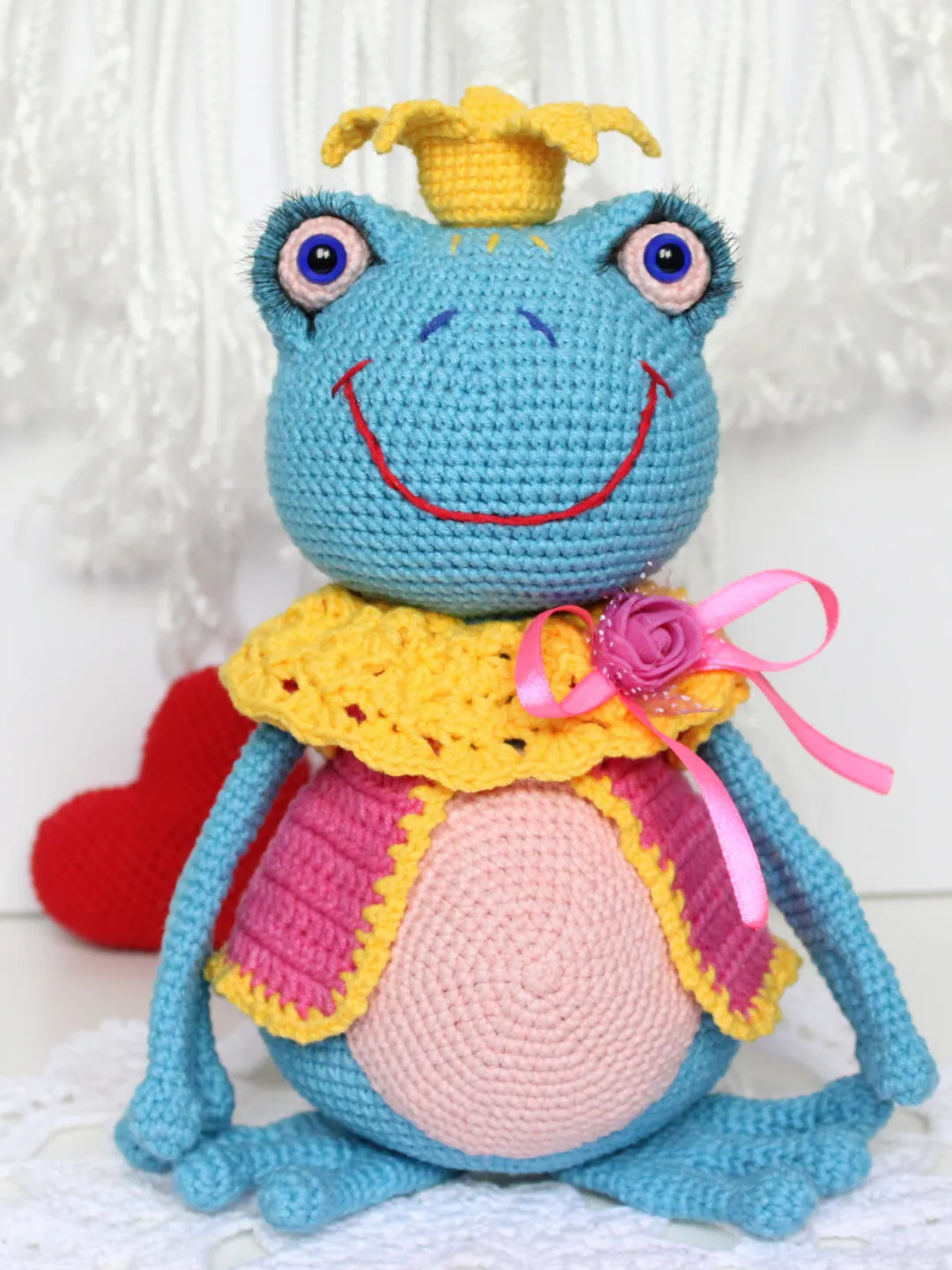 Frog crochet pattern PDF in English Amigurumi cute frog with crown Princess frog