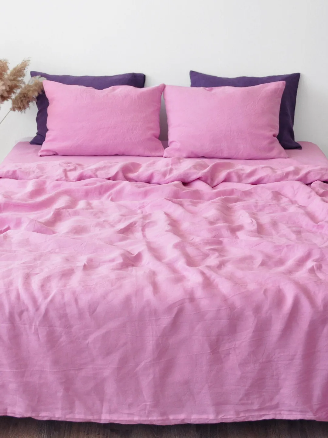 Bubble gum linen duvet cover / 1 duvet cover / Softened linen / Pink comforter cover / Rose quilt cover / Coconut buttons / Ribbon ties