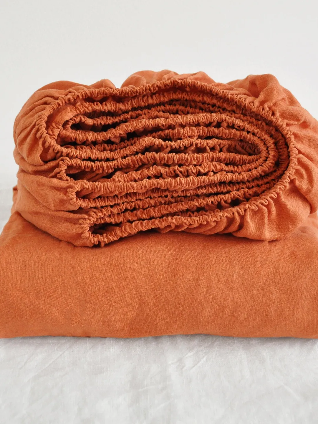 Burnt orange linen fitted sheet / 1 Fitted sheet / Softened linen sheet / Stonewashed linen / Linen bedsheet / Orange fitted sheet
