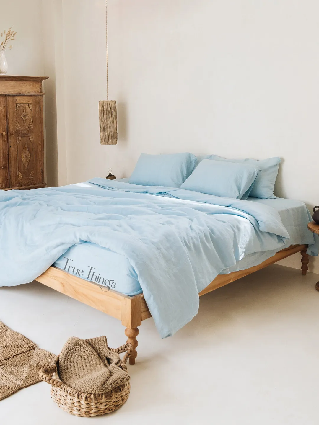 Sky blue linen pillowcase / Light blue pillow cover / King, Queen, Standard, Euro, Decorative, Australian, Custom size / Envelope closure