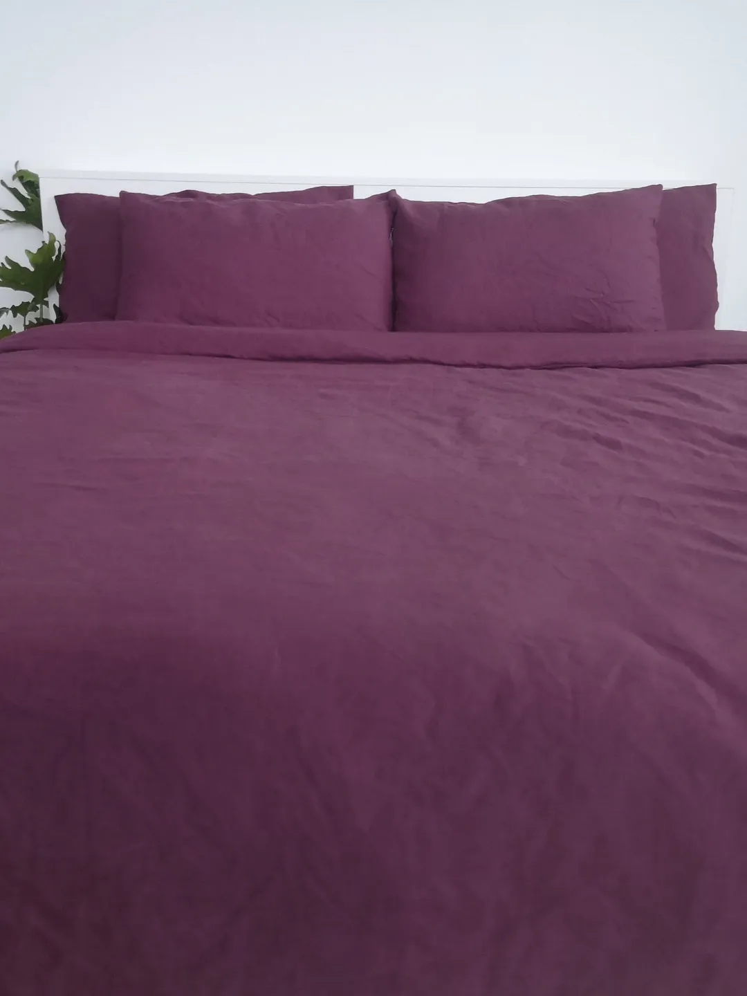 Burgundy linen bedding set / 1 Duvet cover + 2 Pillowcases / Softened linen / Comforter cover set / Quilt cover set / Hidden closure