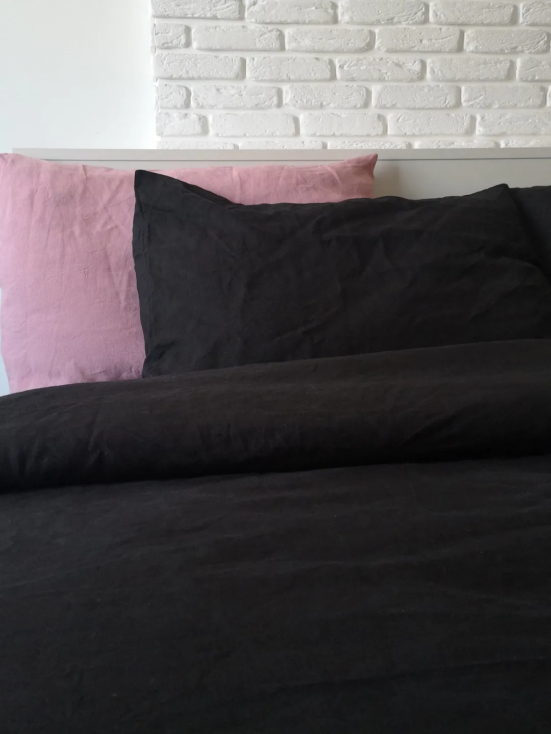 Black linen duvet cover / 1 duvet cover / Softened linen / Black comforter cover / Hidden closure / Ribbon ties / Zipper