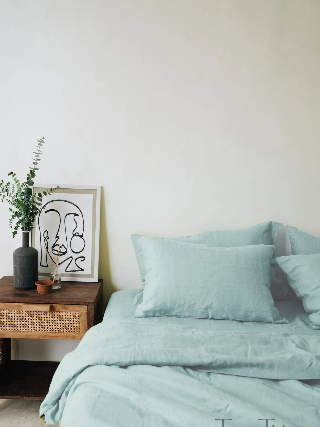 READY TO SHIP / Sea glass linen duvet cover / 1 Queen duvet cover / Softened linen / Blue green comforter cover / Hidden transparent buttons