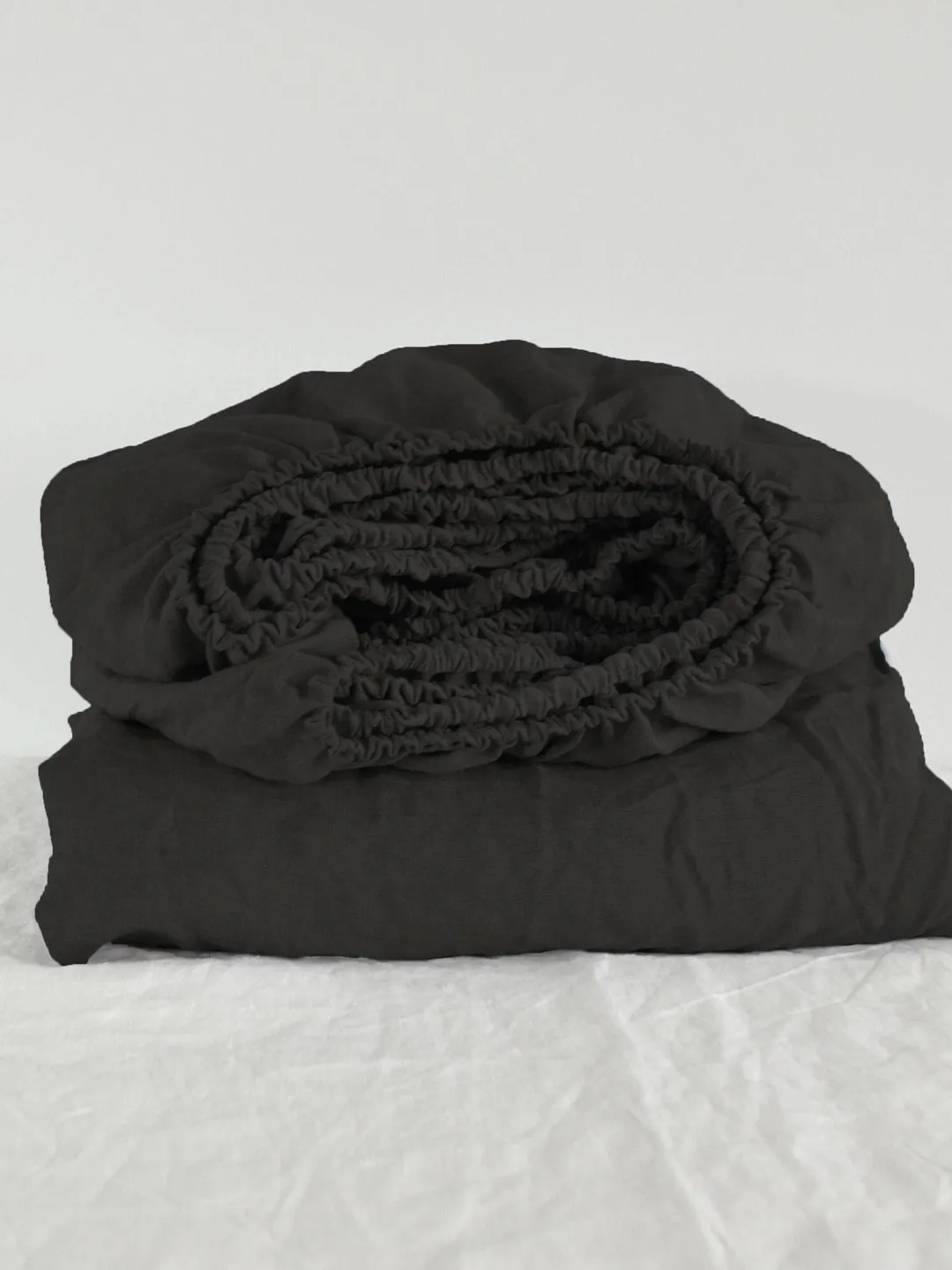 Black linen fitted sheet / 1 Fitted sheet / Softened linen sheet / Stonewashed linen / Linen bedsheet / Farmhouse decor