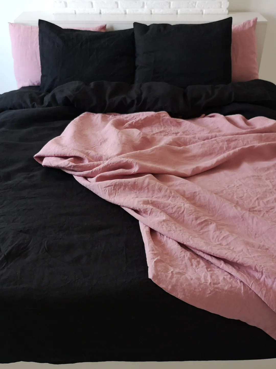 Black linen bedding set / 1 Duvet cover + 2 Pillowcases in black color / Softened linen bedding / Comforter cover / Hidden buttons