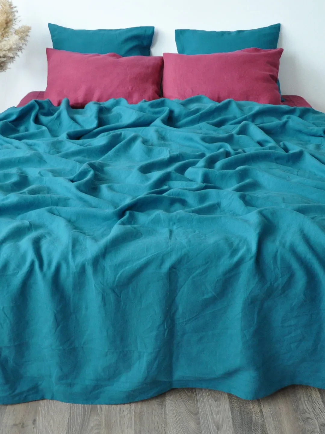 Sea wave linen coverlet / 1 blue coverlet / Single or double layered linen coverlet / Stonewashed / Medium weight blanket / Summer blanket