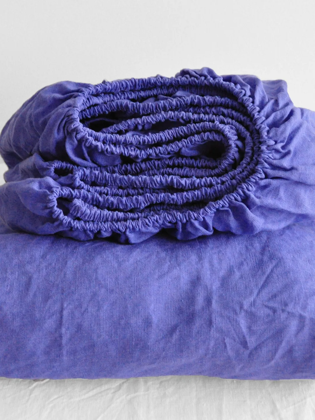 Violet linen fitted sheet / 1 Fitted sheet / Softened linen sheet / Stonewashed linen / Linen bedsheet / Purple fitted sheet