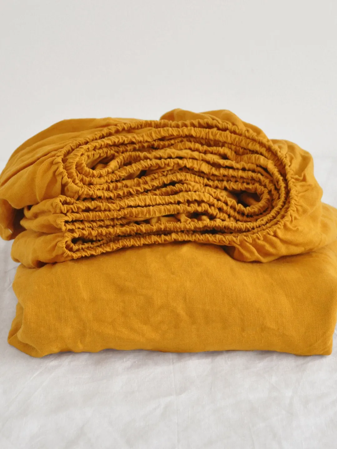 Turmeric linen fitted sheet / 1 Fitted sheet / Softened linen sheet / Stonewashed linen / Linen bedsheet / Orange fitted sheet washed linen
