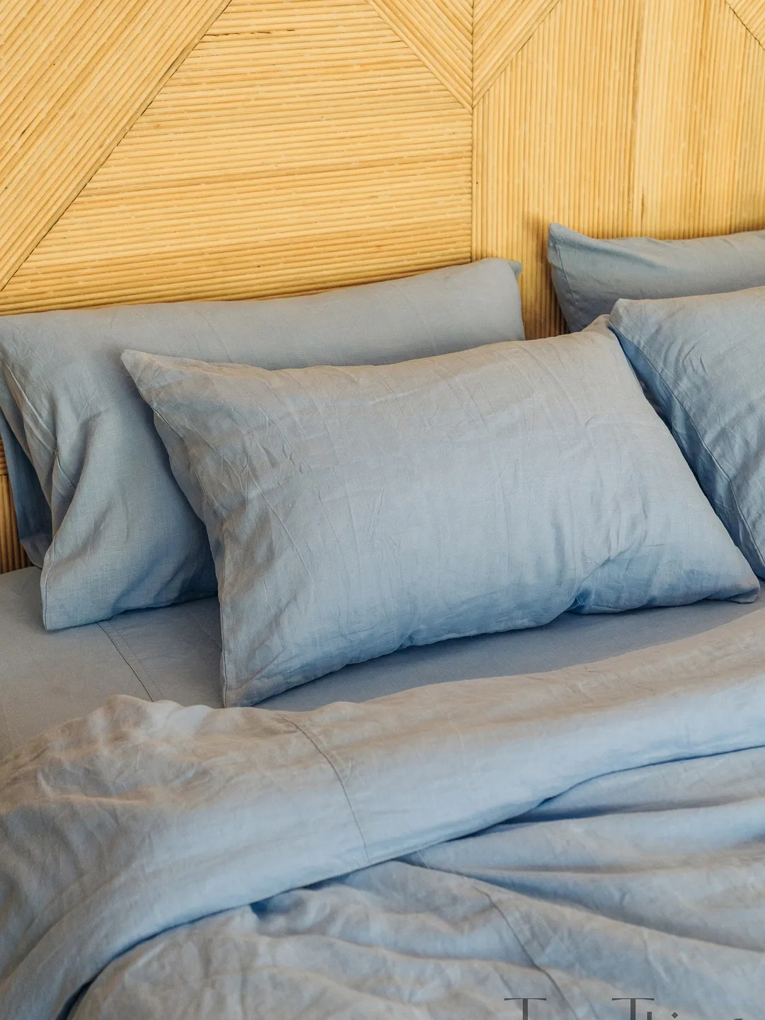 Cornflower blue linen pillowcase / Blue pillow cover / King, Queen, Standard, Euro, Decorative, Australian, Custom size / Envelope closure