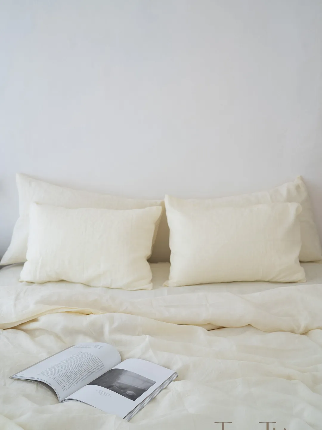 Ivory linen pillowcase / Ivory pillow cover / King, Queen, Standard, Euro, Decorative, Lumbar, Square, Custom size / Envelope closure