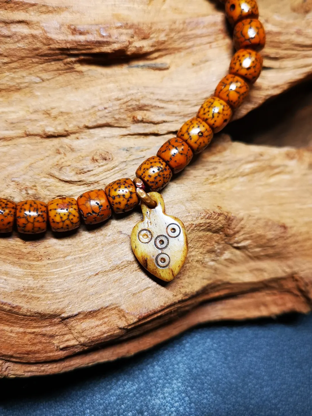 Bone Carved Nubro,Mani Jewel/Wish-Fulfilling Cintamani, Pendant for Mala,Prayer Beads Accessories,Gandhanra Tibetan Amulet