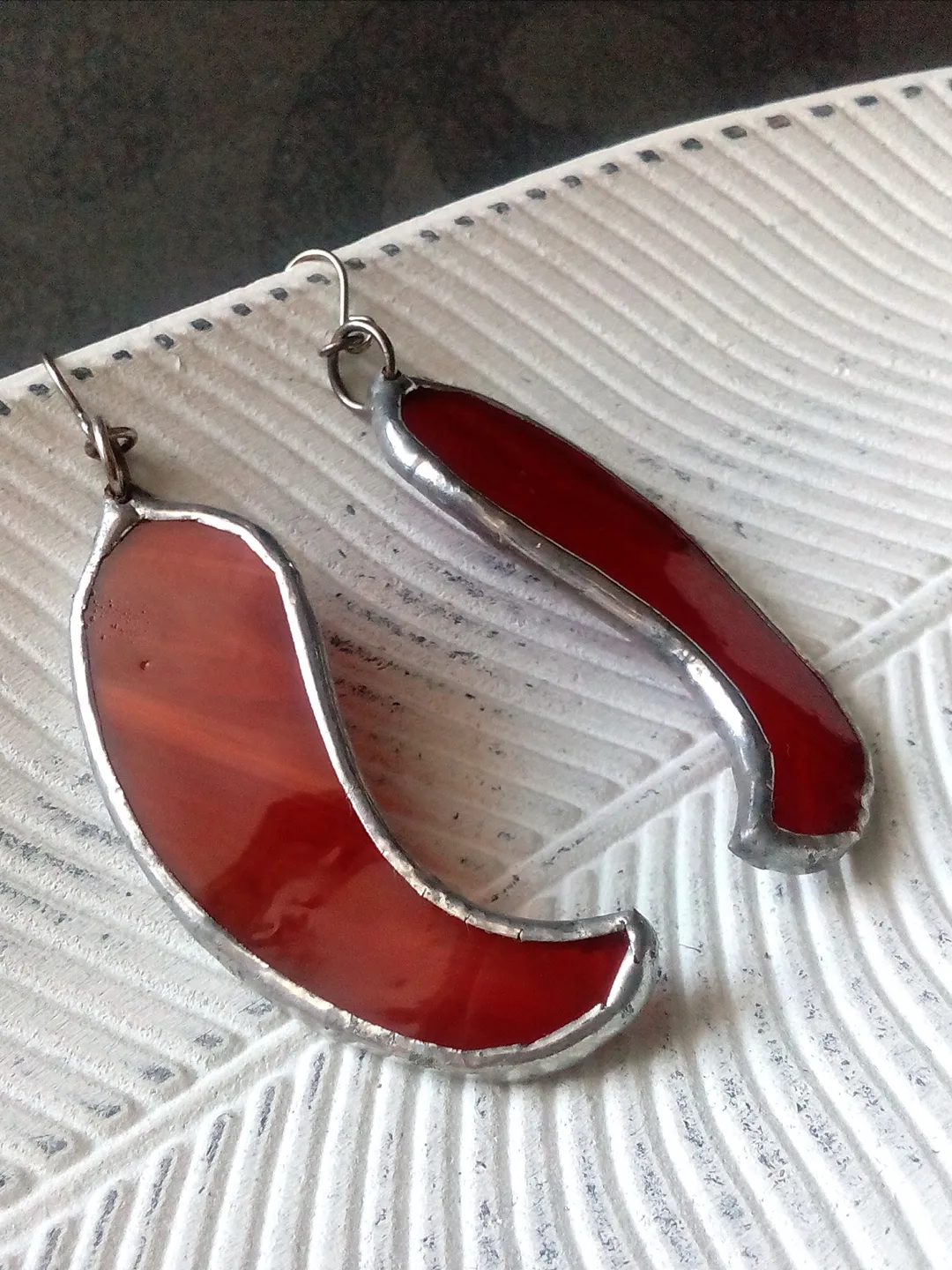 Red pepper simple stained glass scarlet witch kawaii earrings, Dangle stainglass earrings