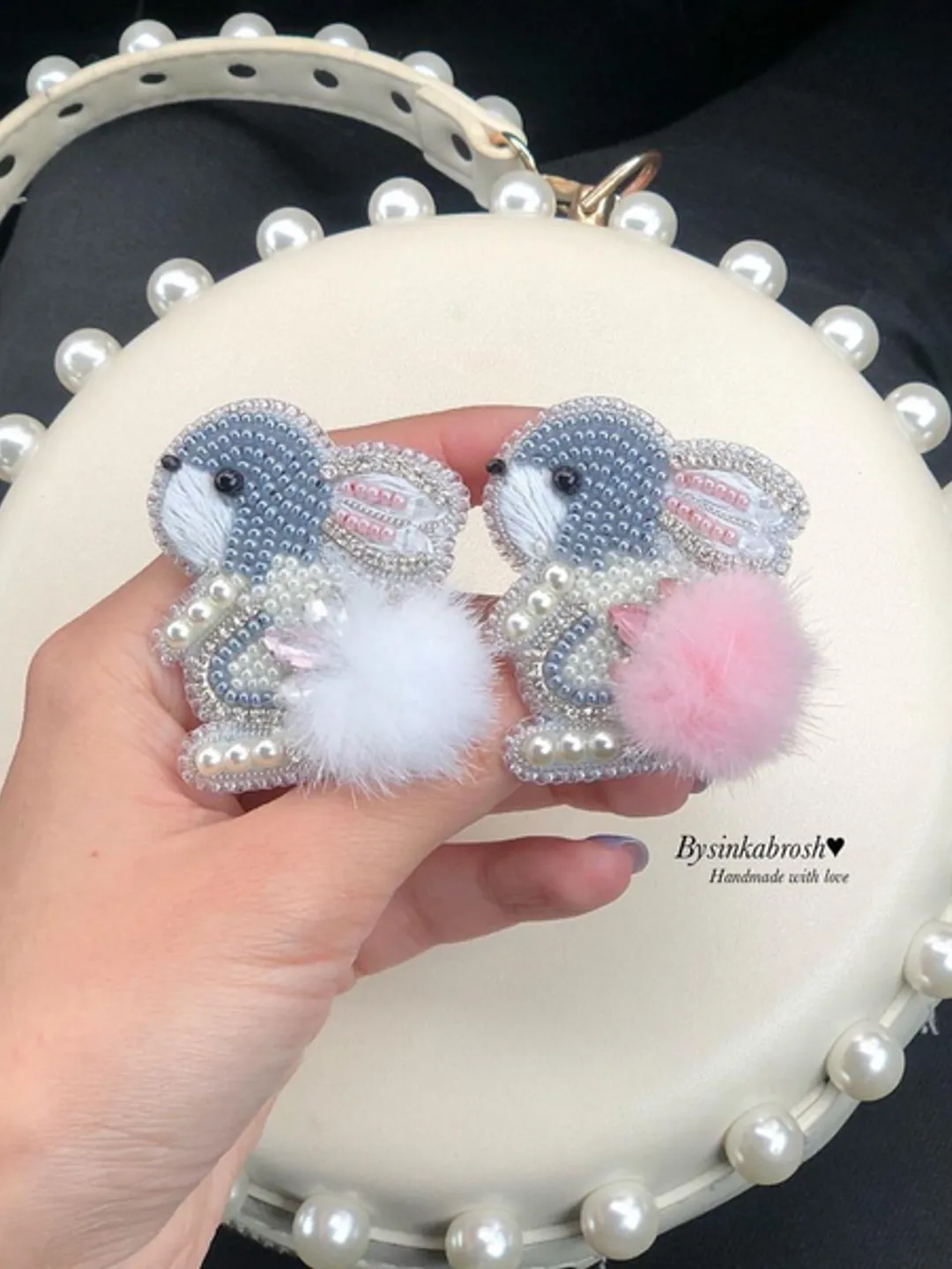 Rabbit brooch/handmade brooch/gift for her/handmade jewelry