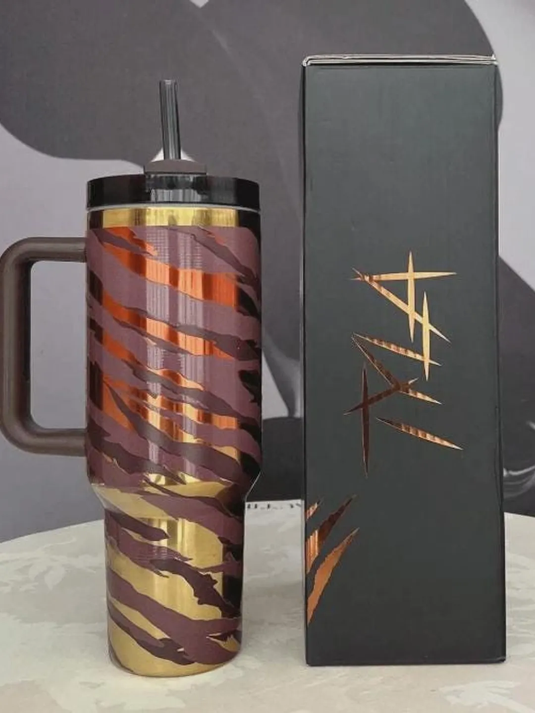 Stanley x Tyla Tyger 40oz Limited Edition Quencher H2.0 Flowstate