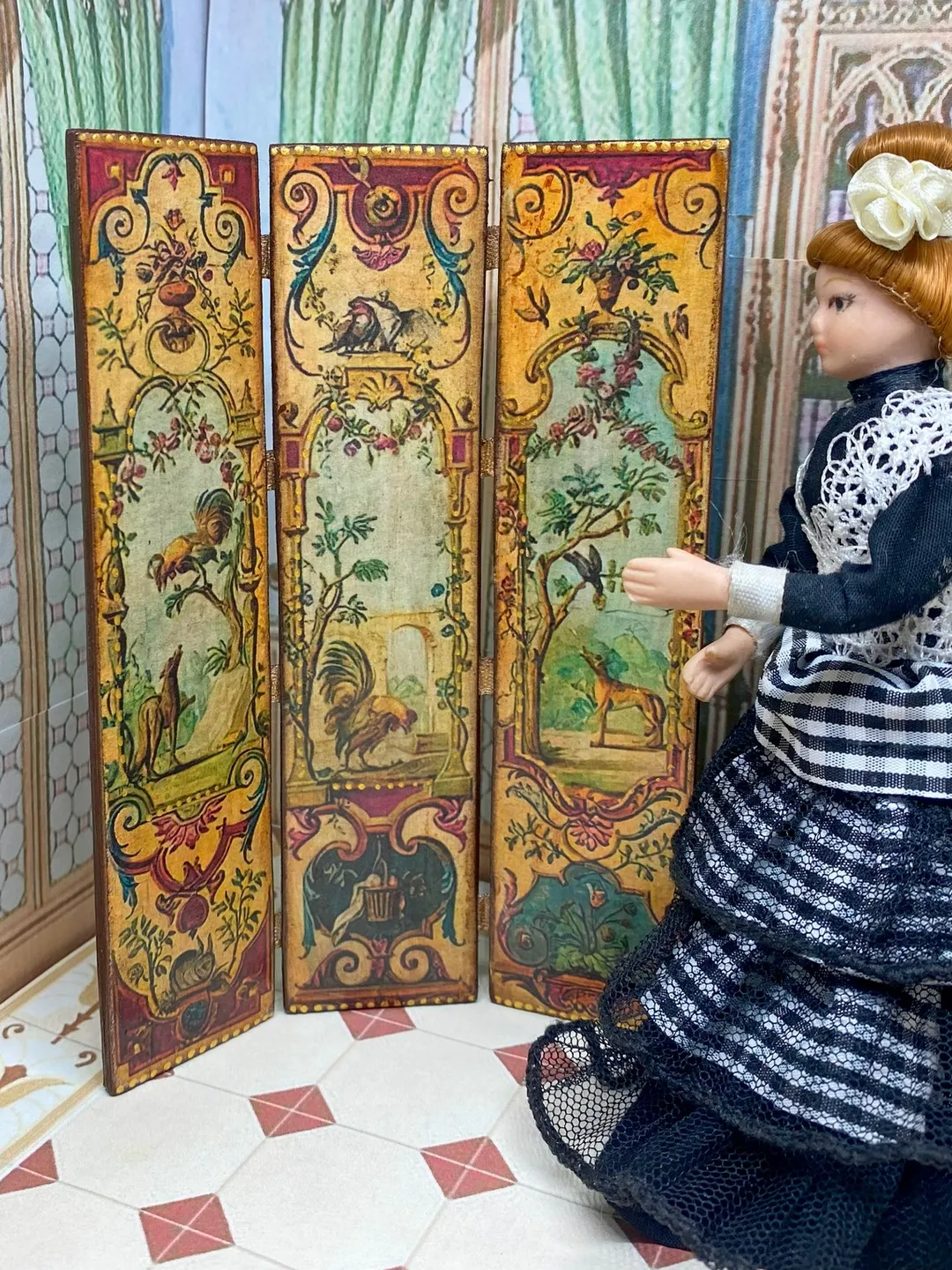 Screen for a dollhouse. 1:12. Doll furniture. Doll accessories.