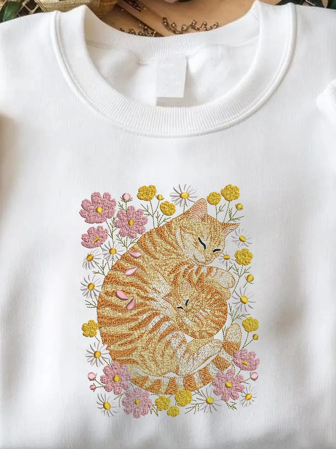 Cute Cat Machine Embroidery Designs Bundle, 4 Kitten Patterns for Book ...