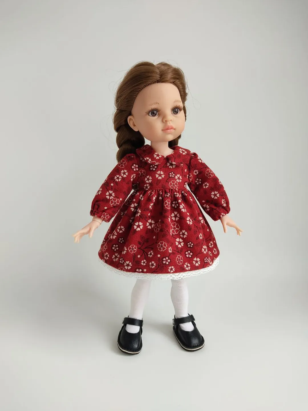 PDF sewing pattern for Paola Reina dolls.