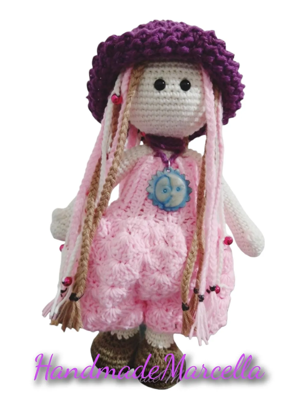 Mini Hippie Crochet Doll – 20 cm Handmade Amigurumi – Pink Dress & Violet Hat – Cotton Yarn – Gift for Her – Ready to Ship from Peru